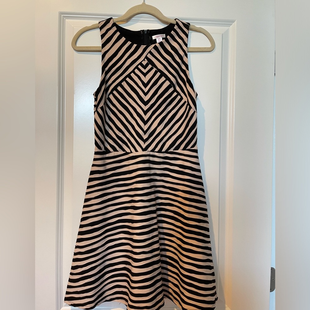 Women’s Dress